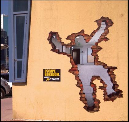 Guerrilla_Marketing_di_MBC Action Tv_per_le_strade_Dubai_2