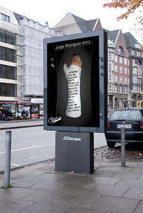 Ambient Marketing di gesso per promuovere i pennarelli Sharpie 2