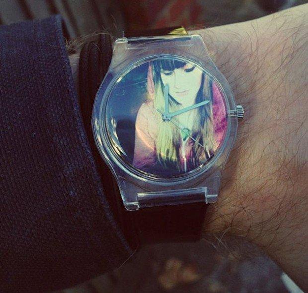 InstaWATCH, l'orologio con le tue foto di Instagram