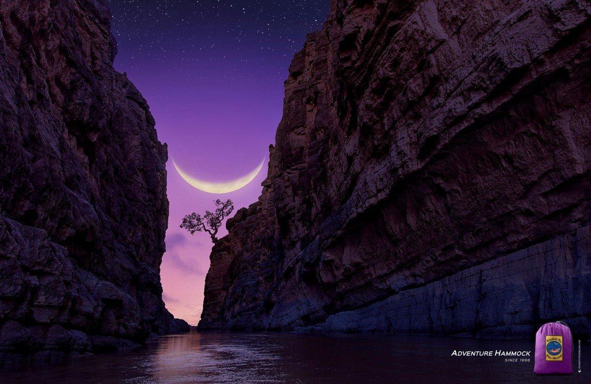 canyon_moon