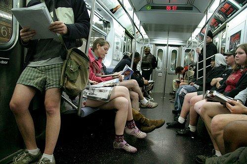 No Pants Day a New York contro il grigiore quotidiano