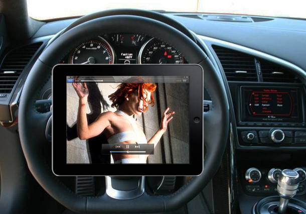 pazzi per ipad car