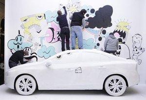 L’arte scende in strada con la Volvo Art Session [AMBIENT MARKETING]