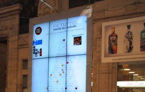 Nescafè Dolce Gusto porta a Milano il "Social Christmas Tree"