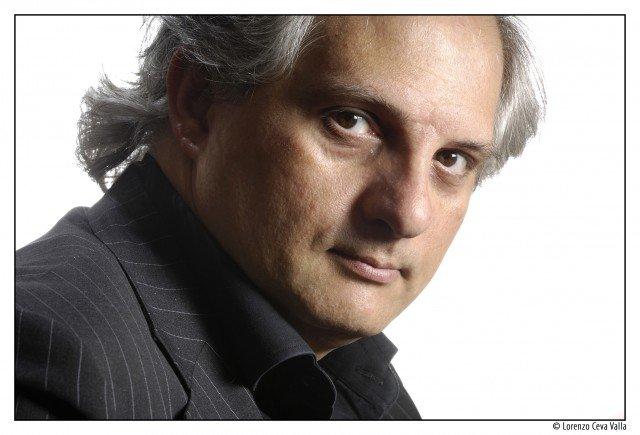 Emil Abirascid: reinventare la comunicazione perchè sia possibile dialogare davvero sulla Crescita italiana [GUEST POST]