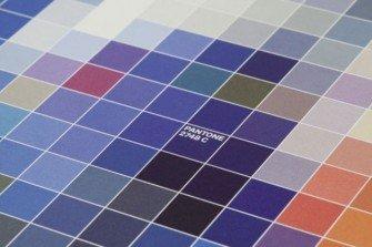 Un anno a colori con il calendario Pantone 2013