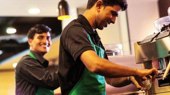 Starbucks: milioni di clienti affezionati. Alcuni forse troppo. 3.1