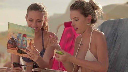 Nivea lancia l'annuncio stampa che ti ricarica lo smartphone