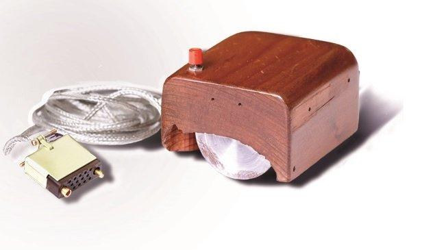 Addio al grande Douglas Engelbart, il visionario inventore del mouse e non solo