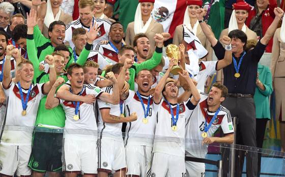 I brand festeggiano la Germania campione