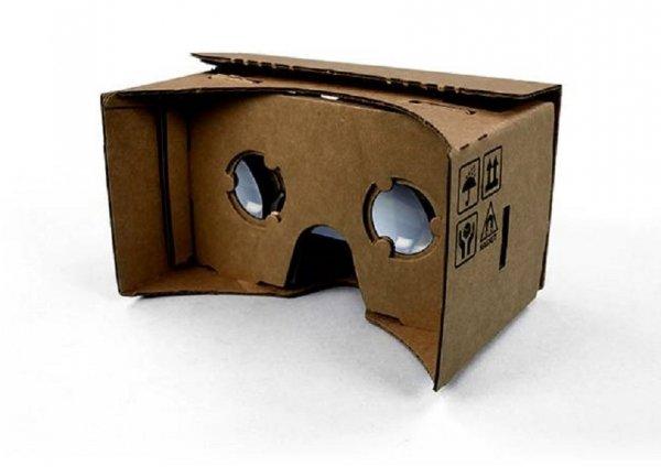 I Google Cardboard sono forse il progetto più folkloristico.