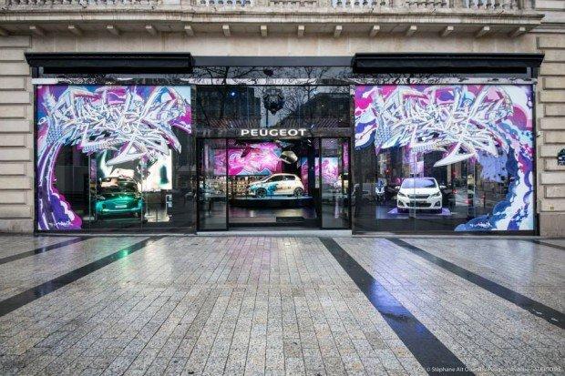 Con Peugeot la Street Art trionfa sui grandi boulevard di Parigi