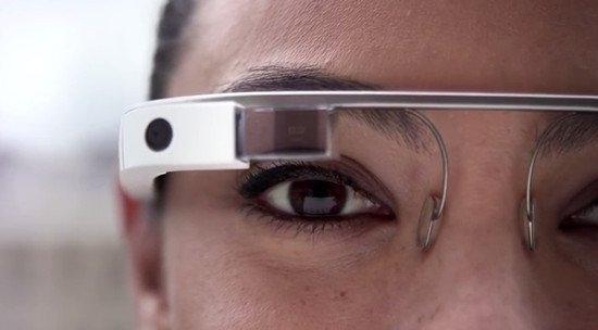 Google Glass: dove eravamo rimasti? Arriva Project Aura