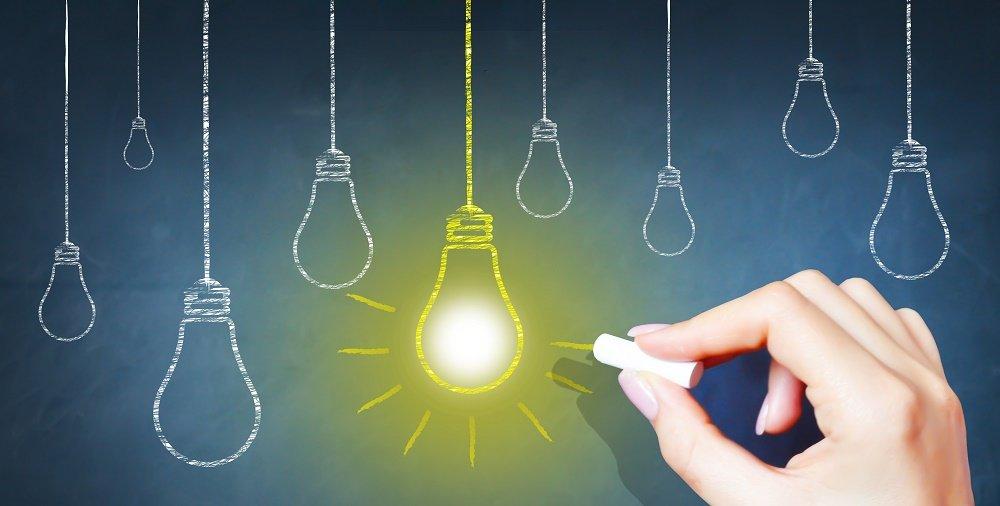 lampadina illuminata