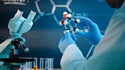 Rivoluzione Genomica: l’algoritmo che svela volto, peso e altezza grazie a poche gocce di sangue