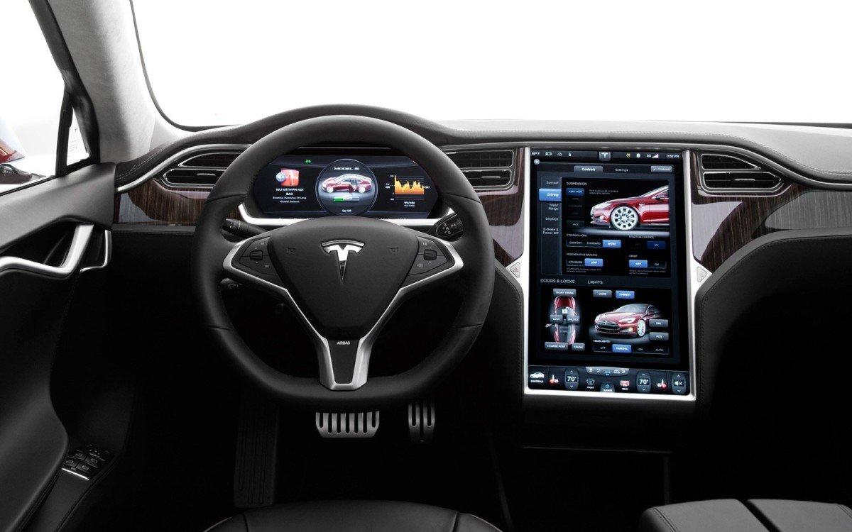 Tesla, i quattro ingredienti tech del successo 3