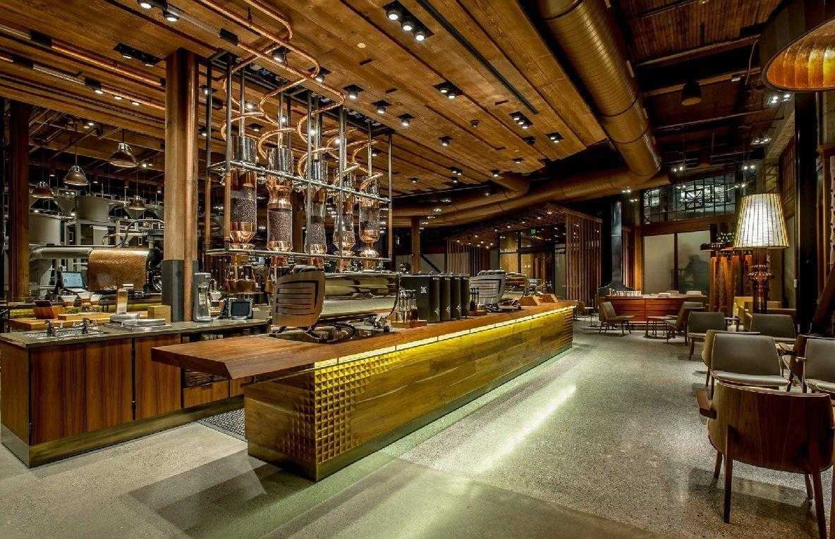 Un_tour_nello Starbucks_più_grande_del_mondo_ninja_2