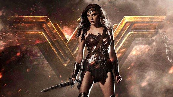 A 75 anni Wonder Woman diventa il simbolo discusso dei diritti delle donne