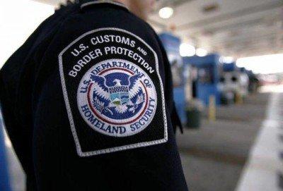 Come l’amministrazione Trump sfrutta i social media per il controllo dei visti