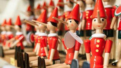 Perché alcune fake news corrono più veloce di altre notizie?