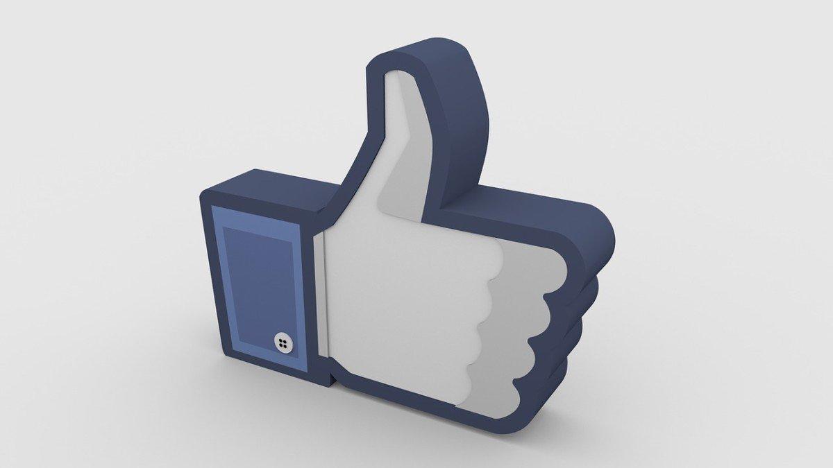 I dieci comandamenti per non perdere tempo su Facebook