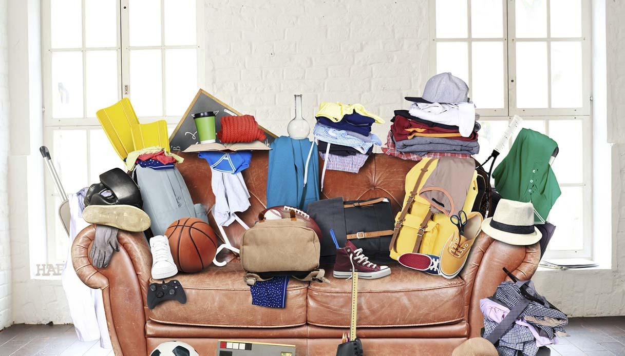 Social Decluttering