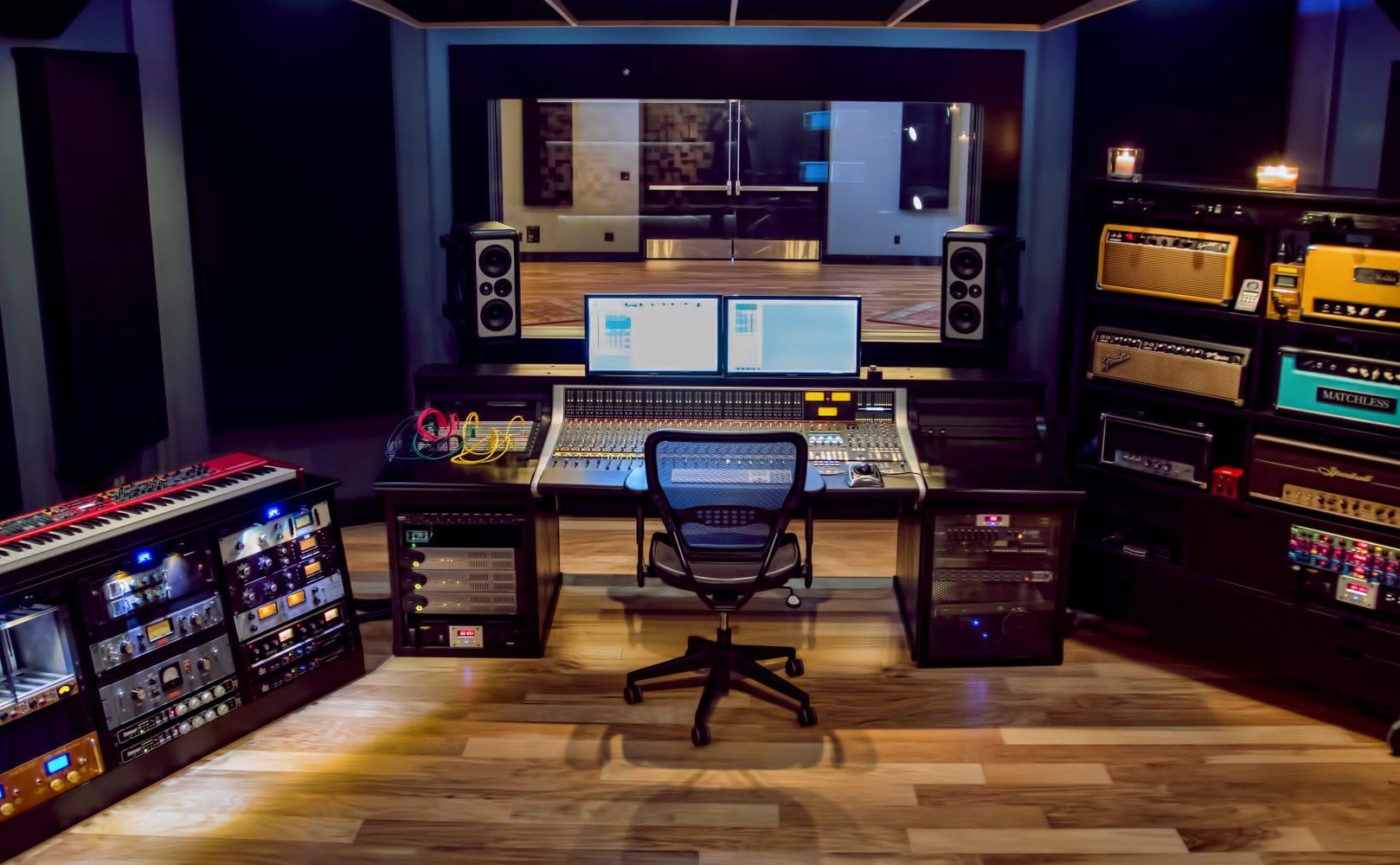 SSL_haxtonRoad_ControlRoom_large
