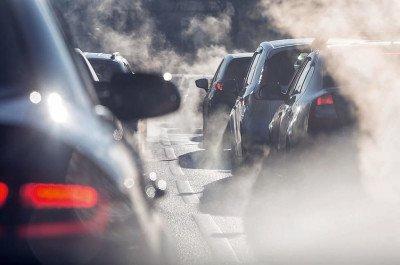 L’addio al diesel e le prossime mosse dei big per il futuro delle auto (e, soprattutto, per il loro) L’addio al diesel e le prossime mosse dei big per il futuro delle auto (e, soprattutto, per il loro)