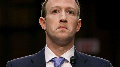 Nuovo scandalo per Facebook, condivide i dati con i produttori di smartphone