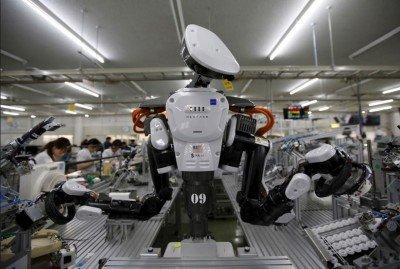 Abbiamo bisogno di nuove leggi della robotica per tutelare i lavoratori