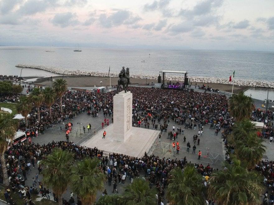 liberato-nove maggio-napoli-concerto
