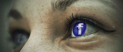 Abbiamo scaricato (e confrontato) i dati che Facebook e Google hanno su di noi