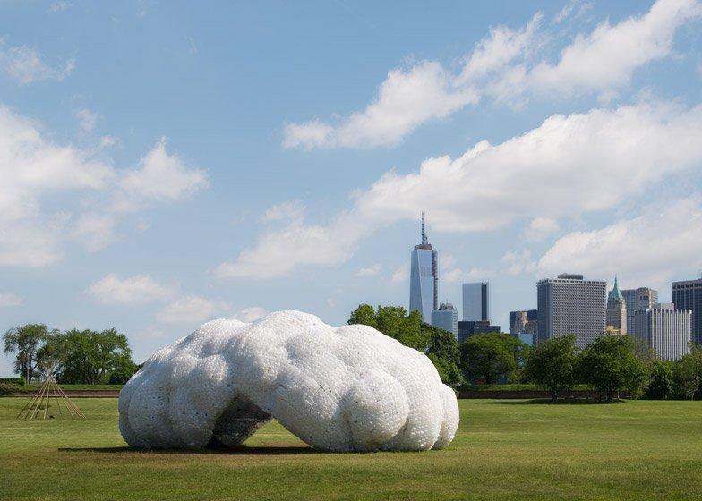 sculture di plastica