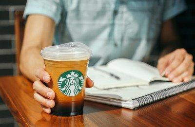 Starbucks vuole conquistare Milano e apre altre 3 caffetterie in un mese