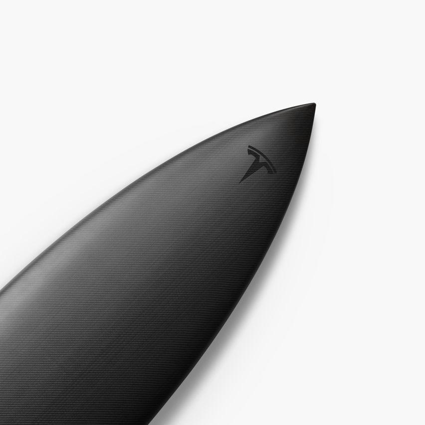 tavola da surf tesla