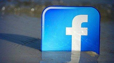Una persona su tre invidia le vacanze degli altri sui social network