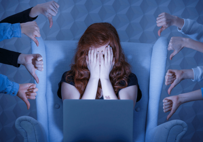 Non è un paese (social) per i giovani. Ecco perché la generazione Z torna offline