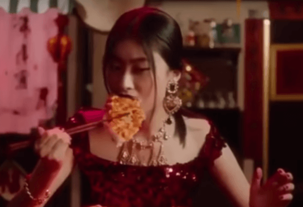 Dolce & Gabbana si scusa dopo le accuse di razzismo per i post comparsi su Instagram