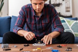 LEGO ha creato una linea di giochi per alleviare lo stress e stimolare la creatività degli adulti