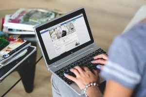 Week in Social: addio ai like, benvenuto Facebook Dating