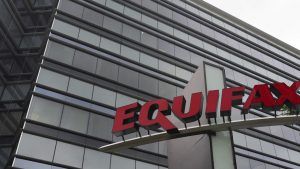 Attacco hacker: Equifax patteggia una multa fino a 700 milioni per furto di dati