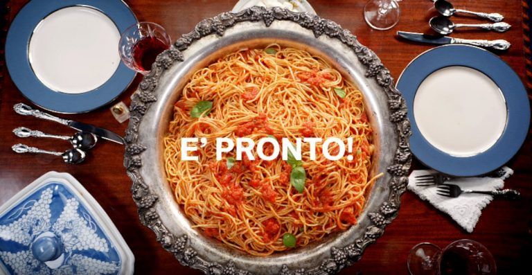 “E’ pronto!”: l’apostrofo della discordia nello spot di GCDS con Sophia Loren