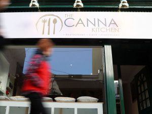 Il trend dei ristoranti alla canapa dall’America arriva anche in Italia, con piatti per stimolare la creatività