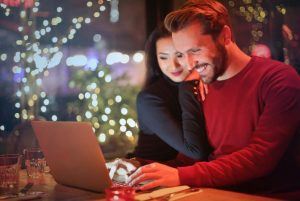 Le aziende hanno capito che devono puntare sulle persone (e renderle felici) per far crescere il business