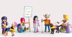 Da Mattel a LEGO, l’inclusività si insegna attraverso i giocattoli