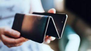 La sfida tecnologica degli smartphone pieghevoli è appena cominciata (e non ci abbandonerà presto)