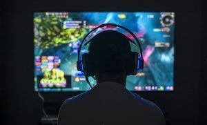 Gaming App e Go Live: la nuova competizione di Facebook con Twitch e YouTube