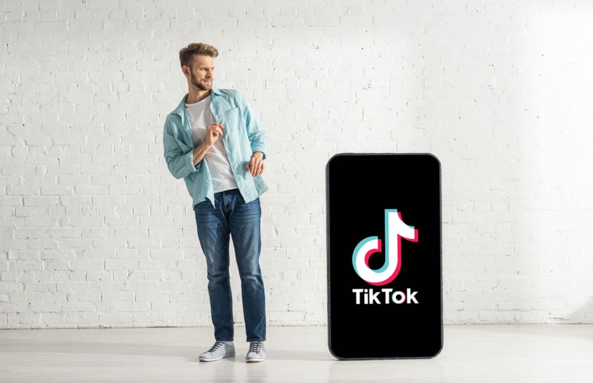 TikTok: cosa significa FYP e cosa dovresti sapere sul funzionamento del suo algoritmo