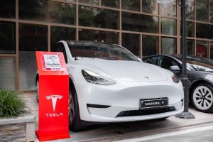 La strategia marketing di Tesla: punta sulle connessioni emotive e non investe in pubblicità